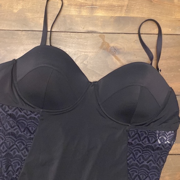 Meet curve black Black Lace Panel Swimsuit one piece size 4X new with tags - Picture 3 of 7